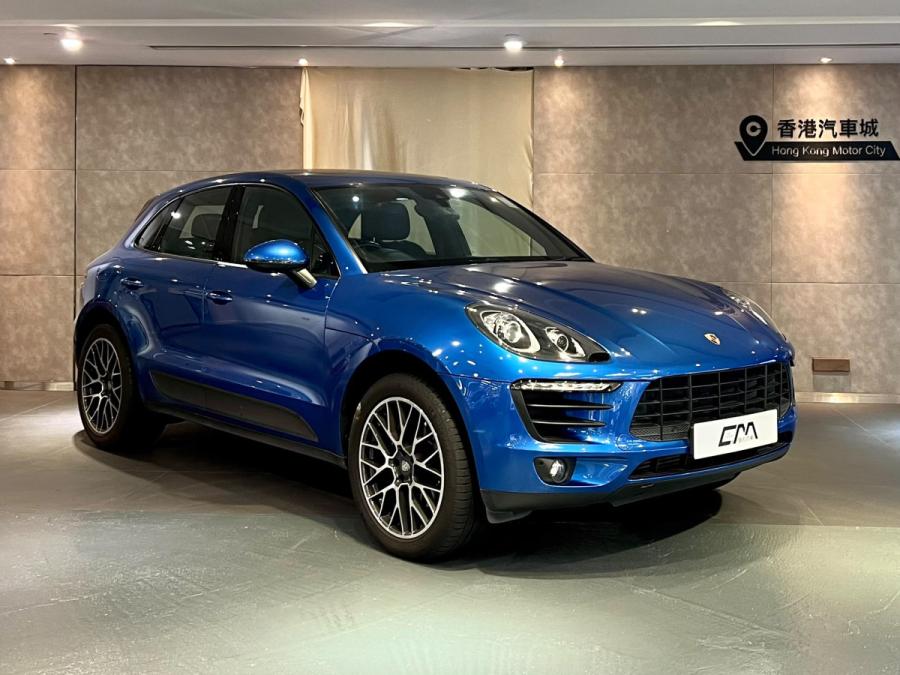 PORSCHE Macan